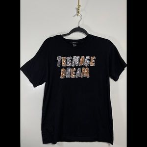 🧡F21 “Teenage Dream” Graphic tee🖤